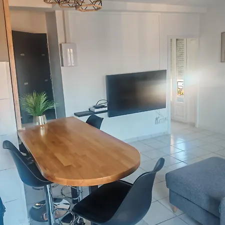 F1 220 Metre De La Gare * Perpignan